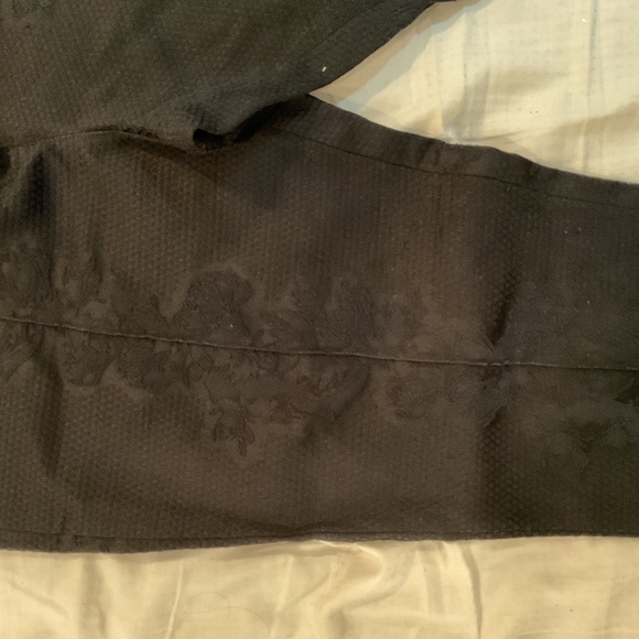 Black dress pants size 10 - Picture 3 of 7
